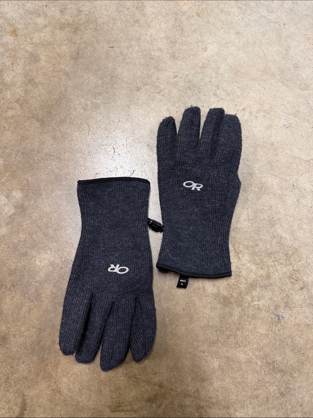 Outdoor Research Charcoal Knit Logo Gloves